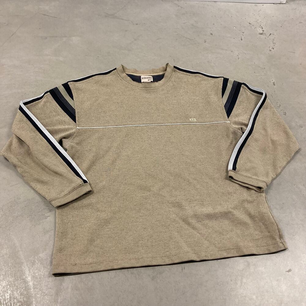 Y2K striped xtreme gear skate t-shirt